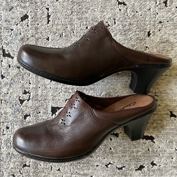 Women’s Clark’s - Picture 6 of 7